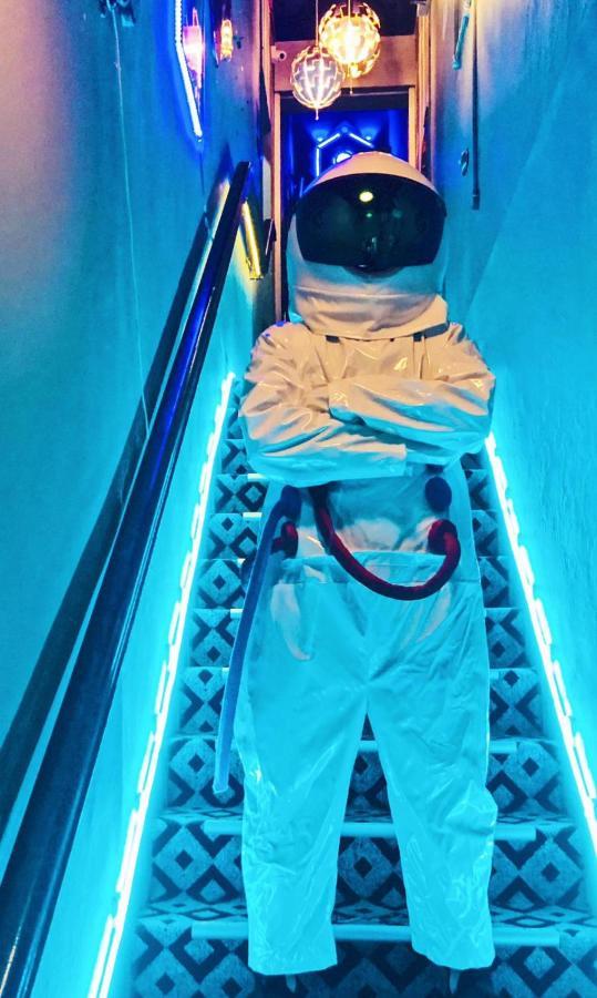 Hotel kapsul Met A Space Pod @ Boat Quay 2*